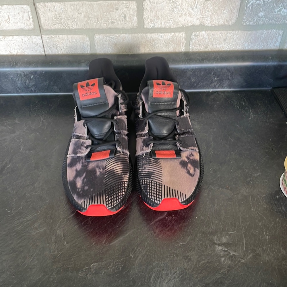 Adidas Prophere Bleach size 10.5